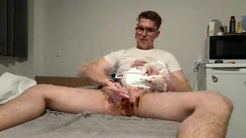 Snapshot of smalldickbigdreams23 chatting on January 14, 10:02 pm smalldickbigdreams23 online show from January 14, 10:02 pm