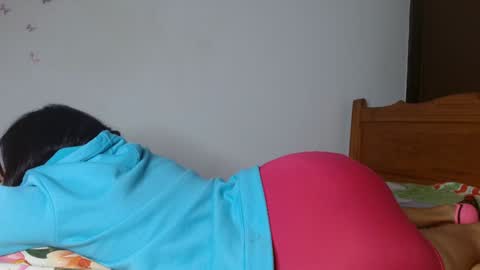 smallflorecita online show from January 27, 9:02 am