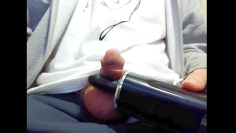 Snapshot of smallhairyuncut chatting on March 31, 12:34 am Small Hairy Uncut online show from March 31, 12:34 am