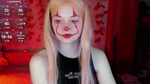 smallimpmeili online show from October 18, 8:09 pm