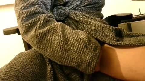 smallking0101 online show from November 9, 6:33 am