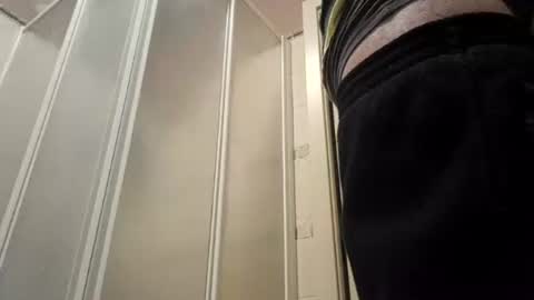 smallone8825 online show from February 27, 6:13 am