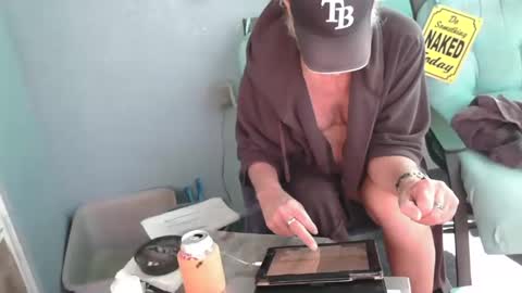 Daddy online show from January 12, 2:44 pm