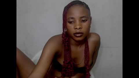 Snapshot of smallsluty chatting on July 28, 3:54 pm smallsluty online show from July 28, 3:54 pm