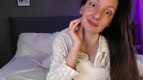 Anna no bbbbybybbabebyy just Anna. And dont call me mom please. online show from March 2, 5:44 am