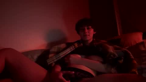 Snapshot of smalltshbigtits chatting on November 25, 1:44 pm smalltshbigtits online show from November 25, 1:44 pm