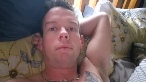 Snapshot of smallville456 chatting on April 11, 7:13 am smallville456 online show from April 11, 7:13 am