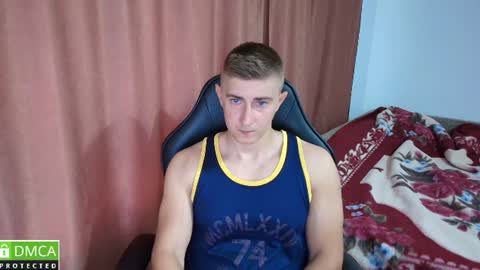 smanking22 online show from June 12, 9:08 am