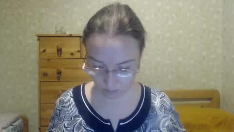 Snapshot of smart_rose chatting on December 29, 4:19 pm smart_rose online show from December 29, 4:19 pm