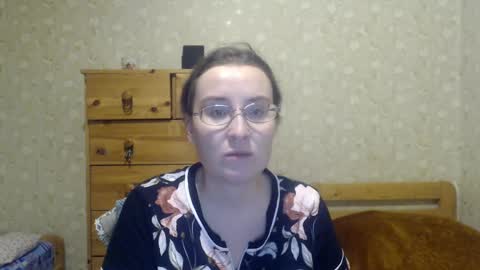 Snapshot of smart_rose chatting on January 21, 1:50 am smart_rose online show from January 21, 1:50 am