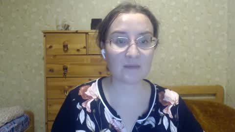 Snapshot of smart_rose chatting on January 25, 1:32 am smart_rose online show from January 25, 1:32 am