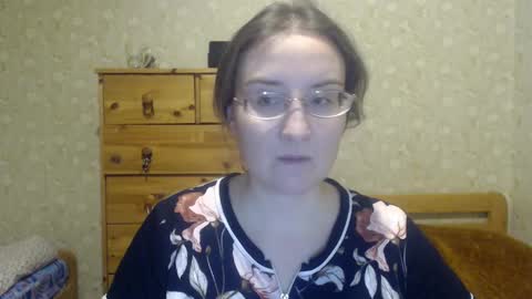 Snapshot of smart_rose chatting on January 26, 2:14 am smart_rose online show from January 26, 2:14 am
