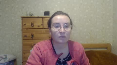 Snapshot of smart_rose chatting on February 8, 1:44 pm smart_rose online show from February 8, 1:44 pm
