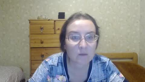 Snapshot of smart_rose chatting on March 9, 6:43 pm smart_rose online show from March 9, 6:43 pm