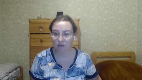 Snapshot of smart_rose chatting on March 11, 4:18 pm smart_rose online show from March 11, 4:18 pm