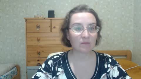 Snapshot of smart_rose chatting on September 16, 2:40 pm smart_rose online show from September 16, 2:40 pm