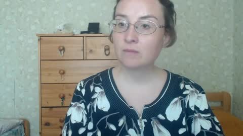 smart_rose online show from May 10, 11:37 am
