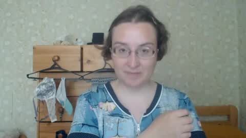 smart_rose online show from May 15, 4:14 pm
