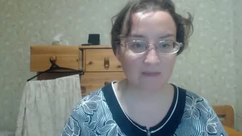smart_rose online show from May 22, 6:35 pm