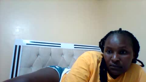 Snapshot of smartqueen1 chatting on April 7, 2:50 pm Katerina online show from April 7, 2:50 pm
