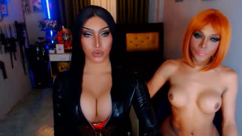 smasherqueen online show from November 29, 9:45 am