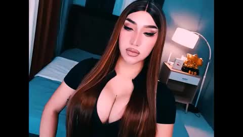 Snapshot of smasherqueen chatting on March 27, 8:59 am smasherqueen online show from March 27, 8:59 am