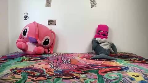 Snapshot of smcompany02 chatting on March 21, 8:19 am CactusGnom online show from March 21, 8:19 am