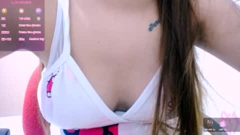 smeralda_24 online show from January 8, 2:03 am