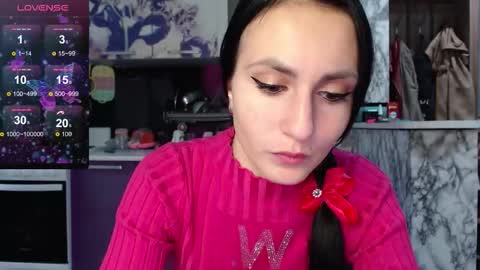 smile_cute_fox online show from September 12, 12:00 am