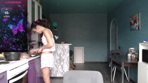 smile_cute_fox online show from September 30, 6:40 am