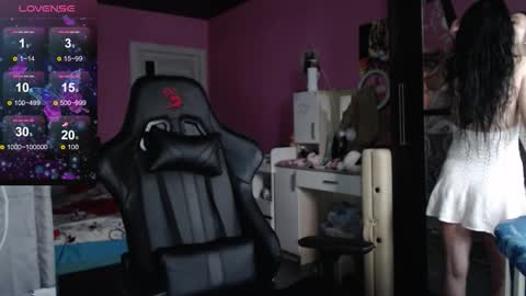 smile_cute_fox online show from October 18, 9:10 am