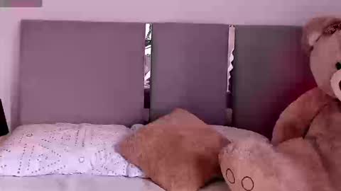 Snapshot of smiledivinity chatting on March 12, 9:54 pm smiledivinity online show from March 12, 9:54 pm