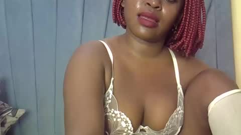 smiley_berry online show from September 13, 8:41 pm