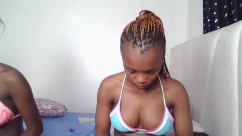 smiley luv1 online show from January 12, 7:57 am