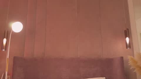Snapshot of smiley_mia_ chatting on July 29, 6:28 pm Mia online show from July 29, 6:28 pm
