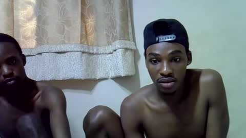 Snapshot of smilzzz chatting on March 19, 8:40 am smilzzz online show from March 19, 8:40 am