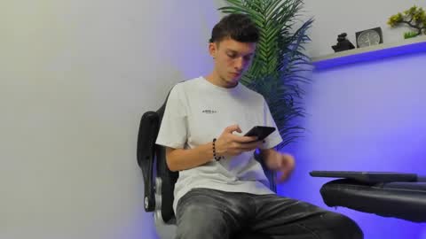 SMIT  online show from December 5, 3:59 am