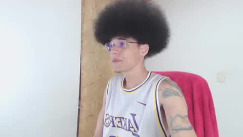 Snapshot of smith_gael chatting on March 23, 11:09 pm Smith Gael online show from March 23, 11:09 pm