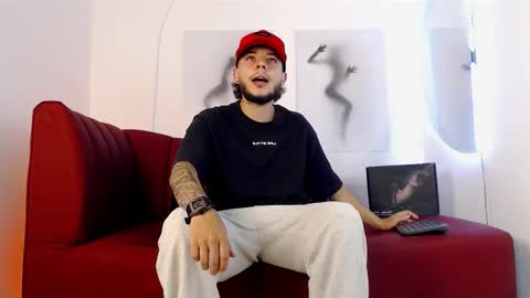 Snapshot of smith_luxes777 chatting on March 9, 10:25 pm 777 online show from March 9, 10:25 pm