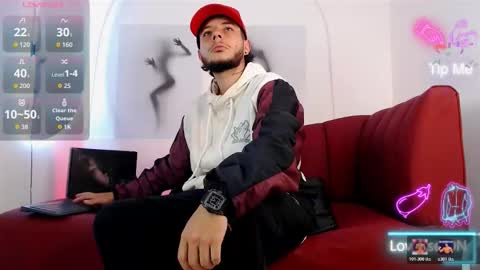 Snapshot of smith_luxes777 chatting on March 25, 12:27 am 777 online show from March 25, 12:27 am