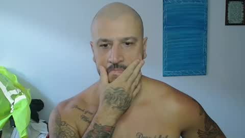 Snapshot of smithduke chatting on January 6, 9:18 pm smithduke online show from January 6, 9:18 pm