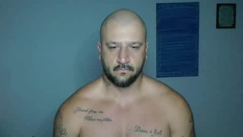 Snapshot of smithduke chatting on February 4, 8:31 am smithduke online show from February 4, 8:31 am