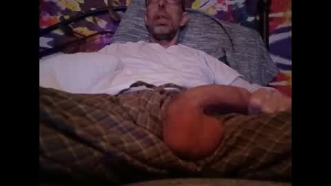 smoke-4-me online show from November 9, 3:49 am