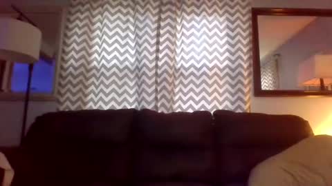 smokeandchic online show from February 28, 12:09 pm