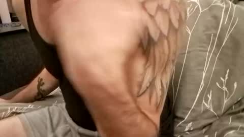 Smokeandwatching online show from September 23, 10:46 pm