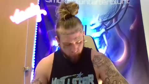 smoke online show from March 22, 1:58 pm