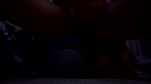 smokelove17 online show from March 1, 8:16 am