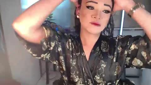 Snapshot of smokeprincess chatting on December 29, 9:09 pm Amanda online show from December 29, 9:09 pm