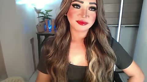 Snapshot of smokeprincess chatting on January 25, 5:51 pm Amanda online show from January 25, 5:51 pm