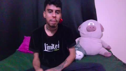 teddy online show from November 29, 9:23 am